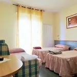 Hotel Lucerna 2*