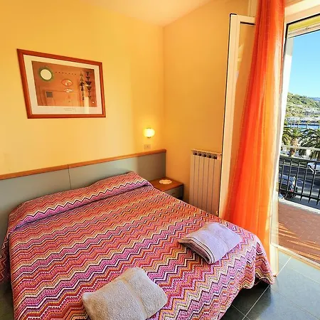 Lucerna Hotell Arma di Taggia