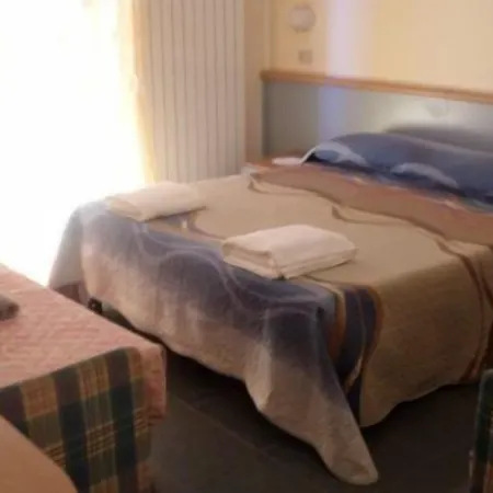 Ξενοδοχείο Lucerna 2*