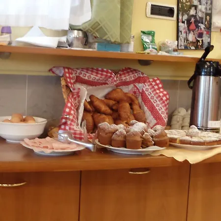 Lucerna Ξενοδοχείο 2*