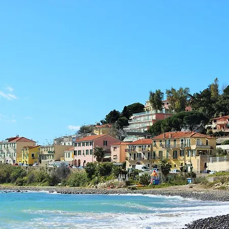 Lucerna 2* Arma di Taggia