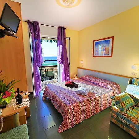 Lucerna Hotel